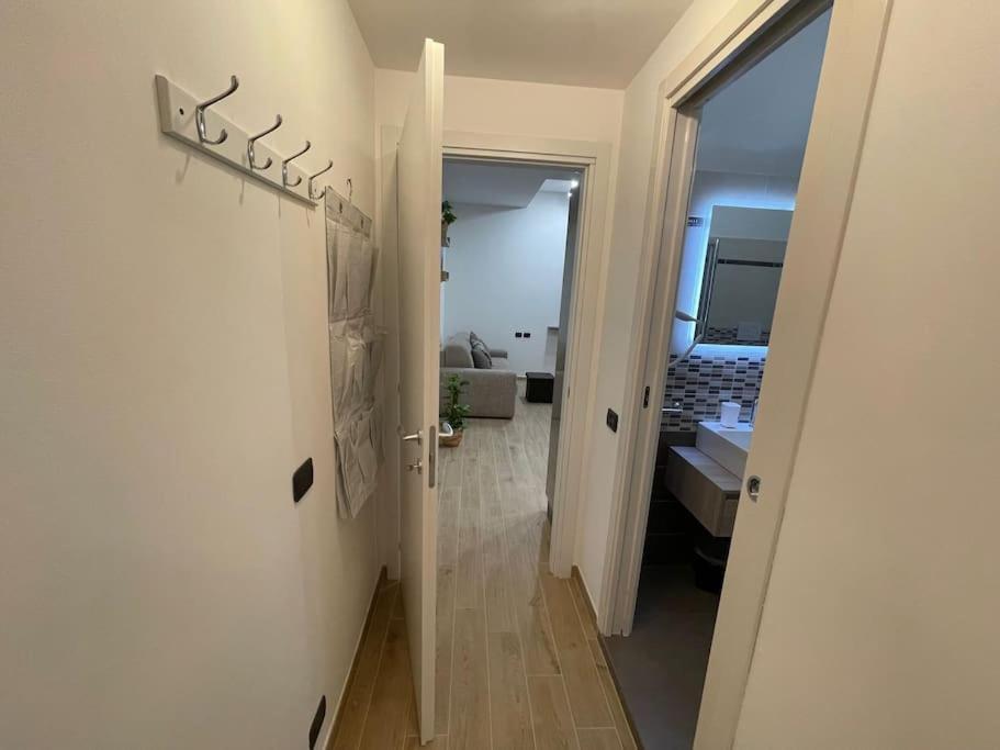 Nel Quartiere Bayres Suite Completamente Rinnovata Milan Exterior photo