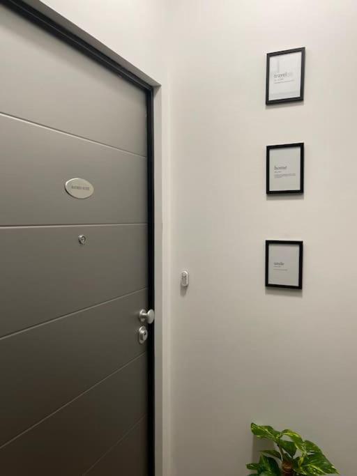 Nel Quartiere Bayres Suite Completamente Rinnovata Milan Exterior photo